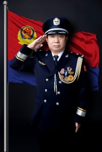作者简介