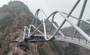 卧龙桥